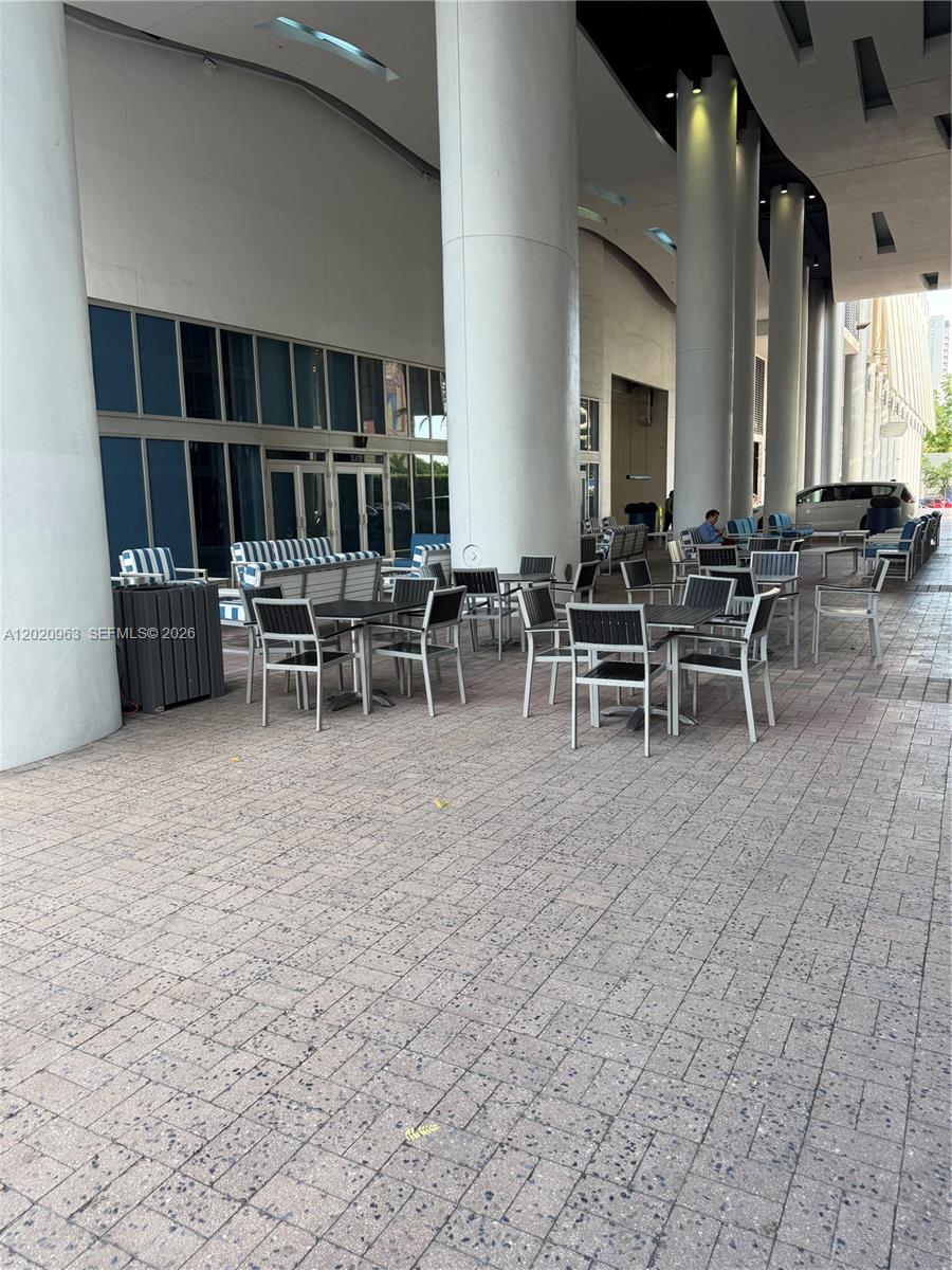 185 Southwest 7th Street, Unit 3209 Miami, FL 33130 - Photo 27 of 54