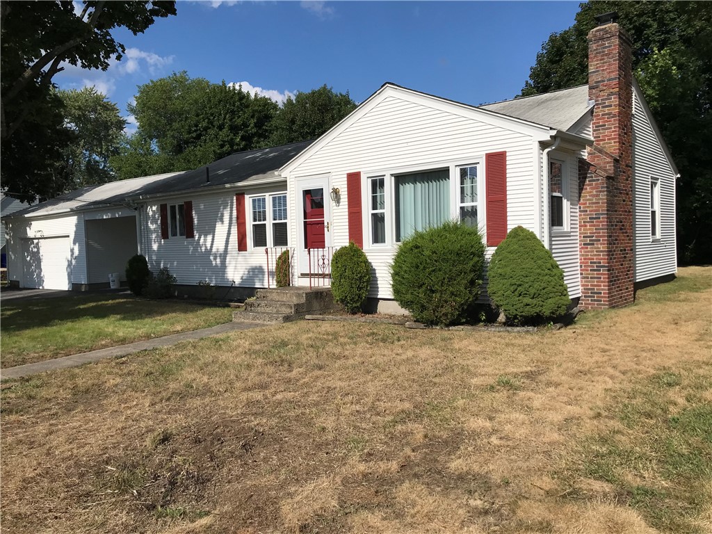 8 Cranberry Road North Providence, RI 02911 - Photo 1 of 18 Gallery Image 1