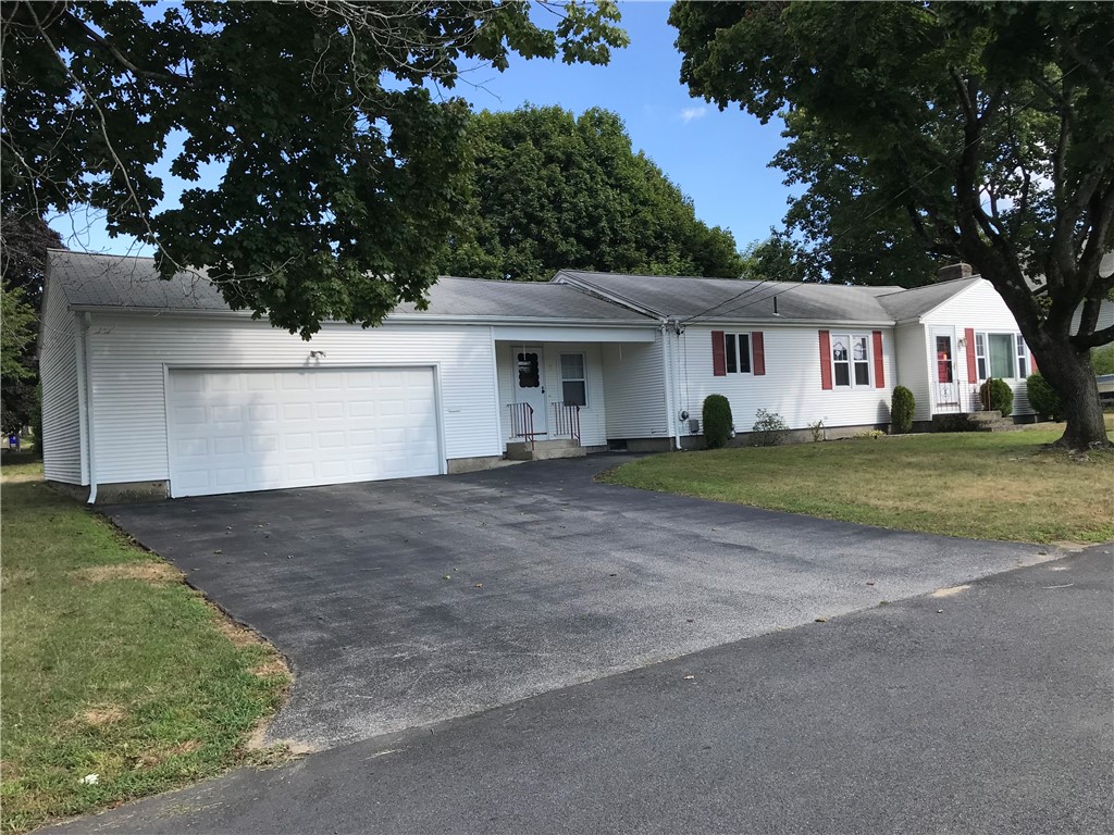 8 Cranberry Road North Providence, RI 02911 - Photo 2 of 18 Gallery Image 2
