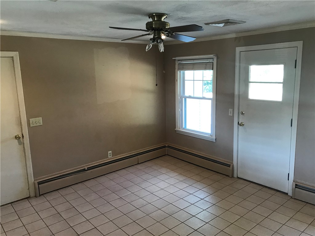 8 Cranberry Road North Providence, RI 02911 - Photo 4 of 18 Gallery Image 4
