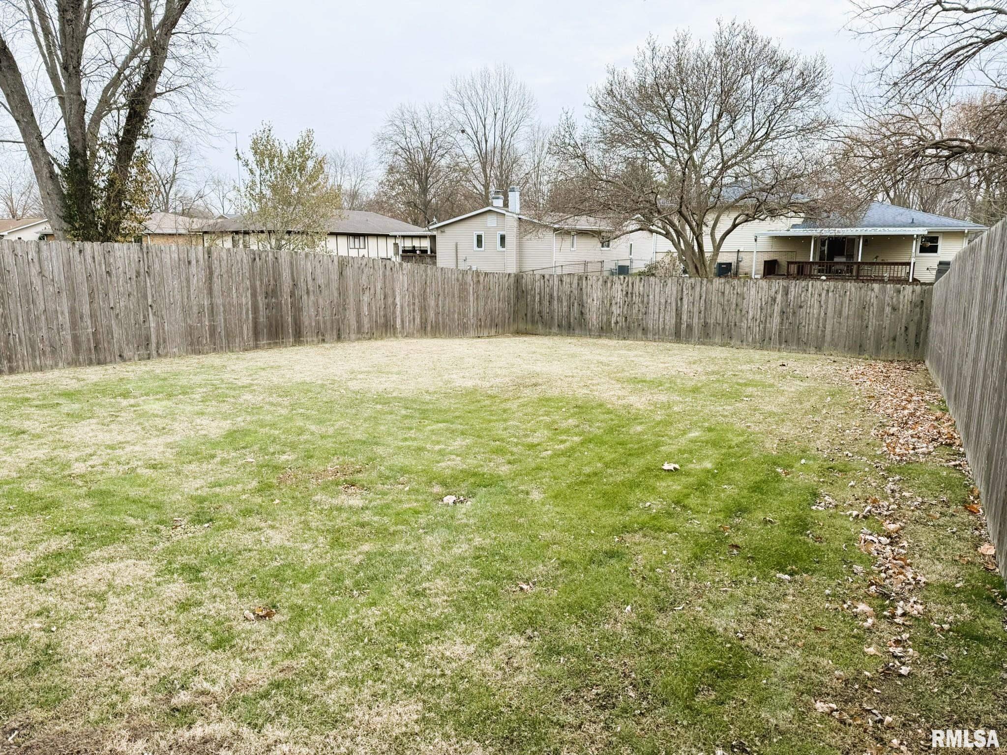 2208 East Hazel Dell Road Springfield, IL 62703 - Photo 15 of 15