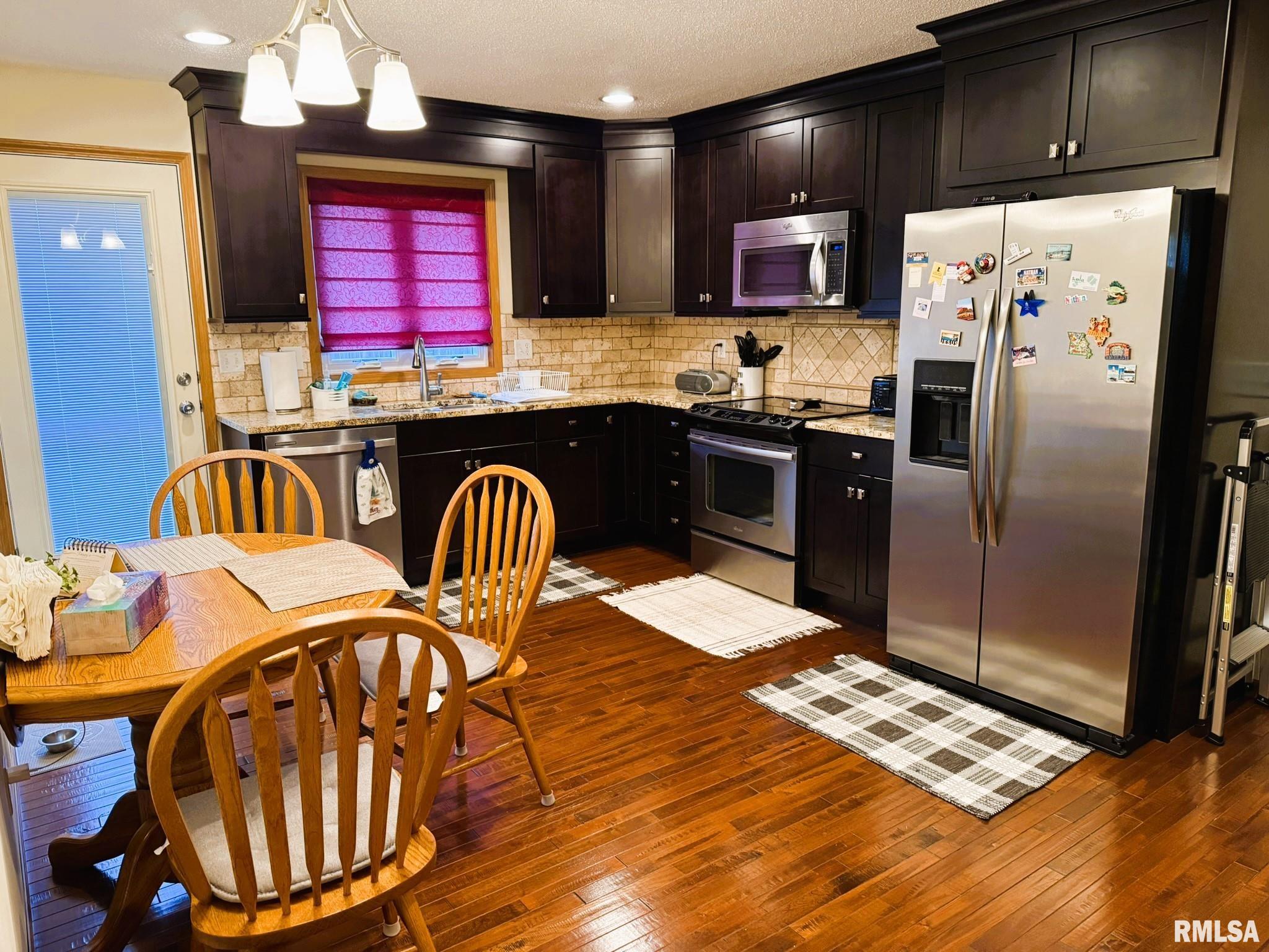 2208 East Hazel Dell Road Springfield, IL 62703 - Photo 3 of 15