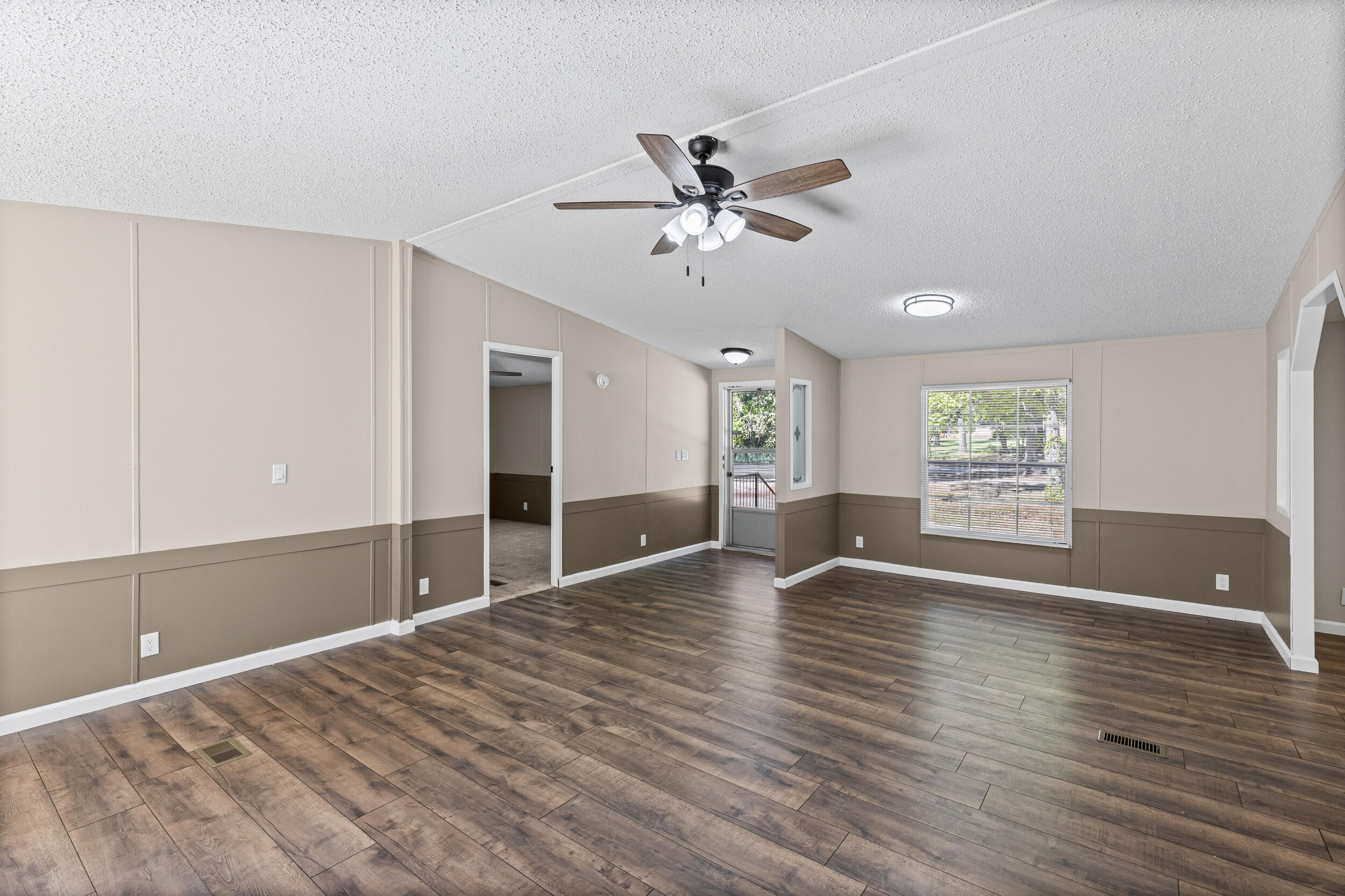 4684 Rollins Road Augusta, GA 30906 - Photo 10 of 34 10_2026-04-17_4684_rollins_rd-srm-10