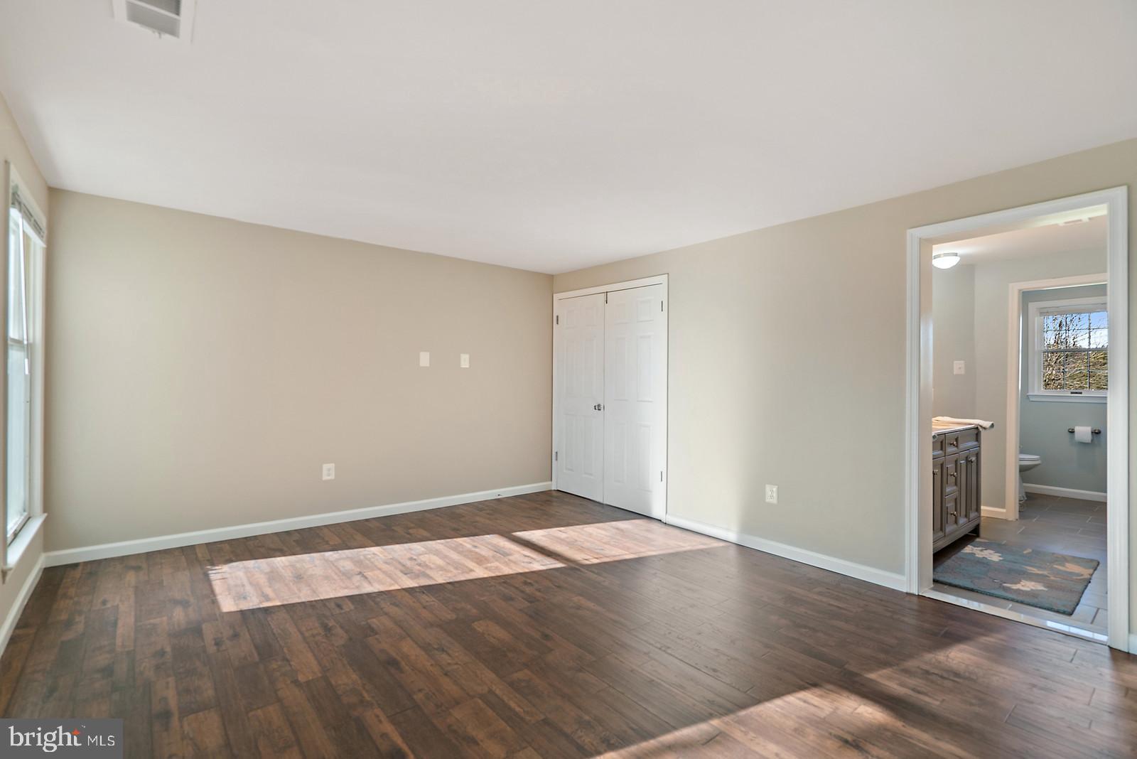 2695 Logmill Road Haymarket, VA 20169 - Photo 23 of 42 Master bedroom.