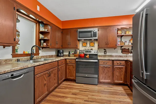 $349,900 | 2114 Wisconsin Avenue, New Holstein, WI 53061