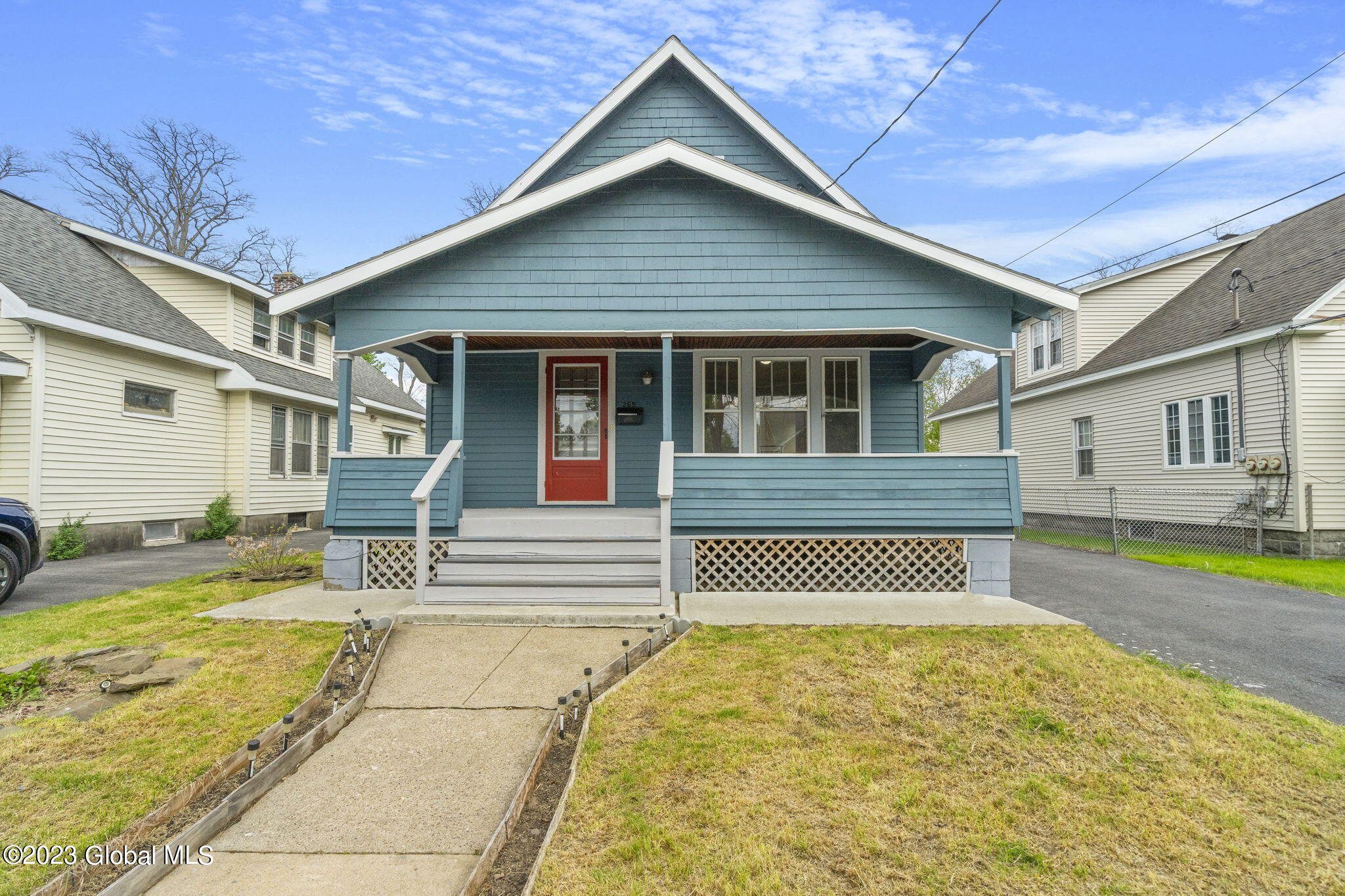 265 Eleventh Street Schenectady, NY 12306 - Photo 2 of 73 2-web-or-mls-265-eleventh-st