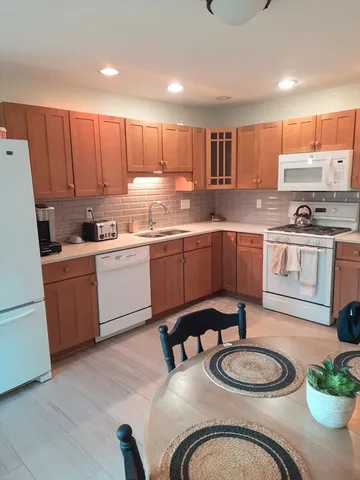 $3,200 | 21 Anderson Drive, Unit 21, Marshfield, MA 02050