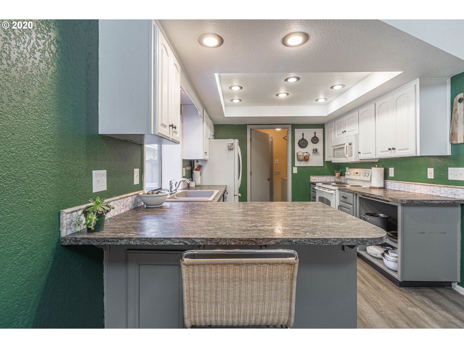 2946 Norkenzie Road Eugene, OR 97408 - Photo 11 of 30 Gallery Image 11