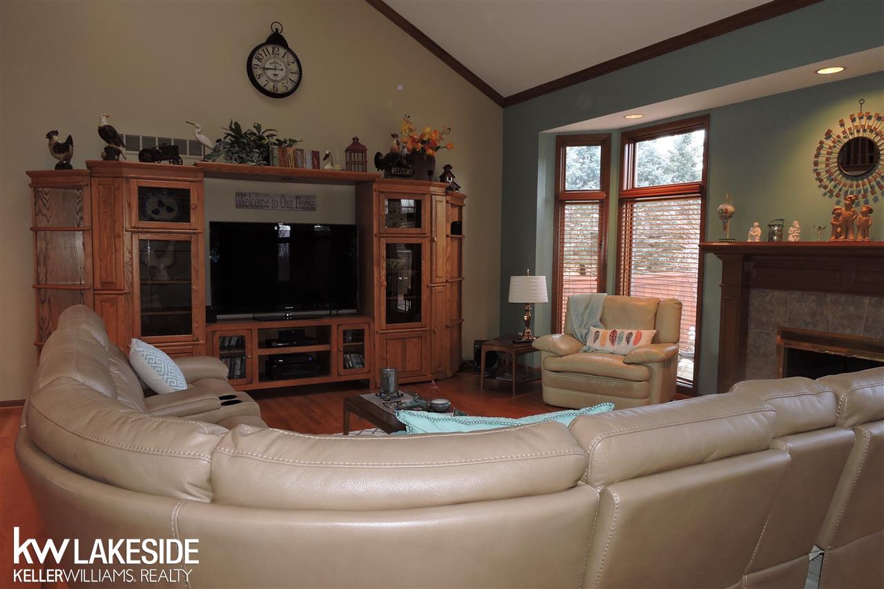 37181 25 Mile Road New Baltimore, MI 48047 - Photo 9 of 45 31313327-8.JPG