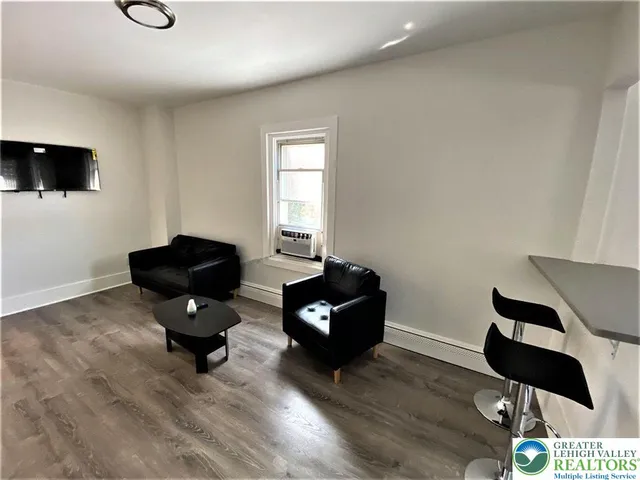 $479,000 | 515 Thomas Street, Bethlehem, PA 18015