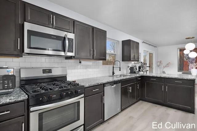 $440,000 | 4897 Shadow Creek Drive, Hudsonville, MI 49426