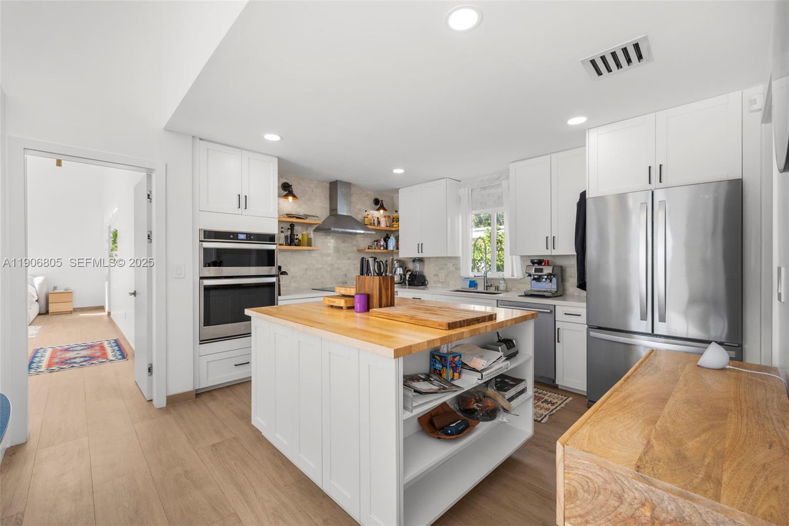 11370 Northeast 8th Avenue Biscayne Park, FL 33161 - Photo 12 of 48