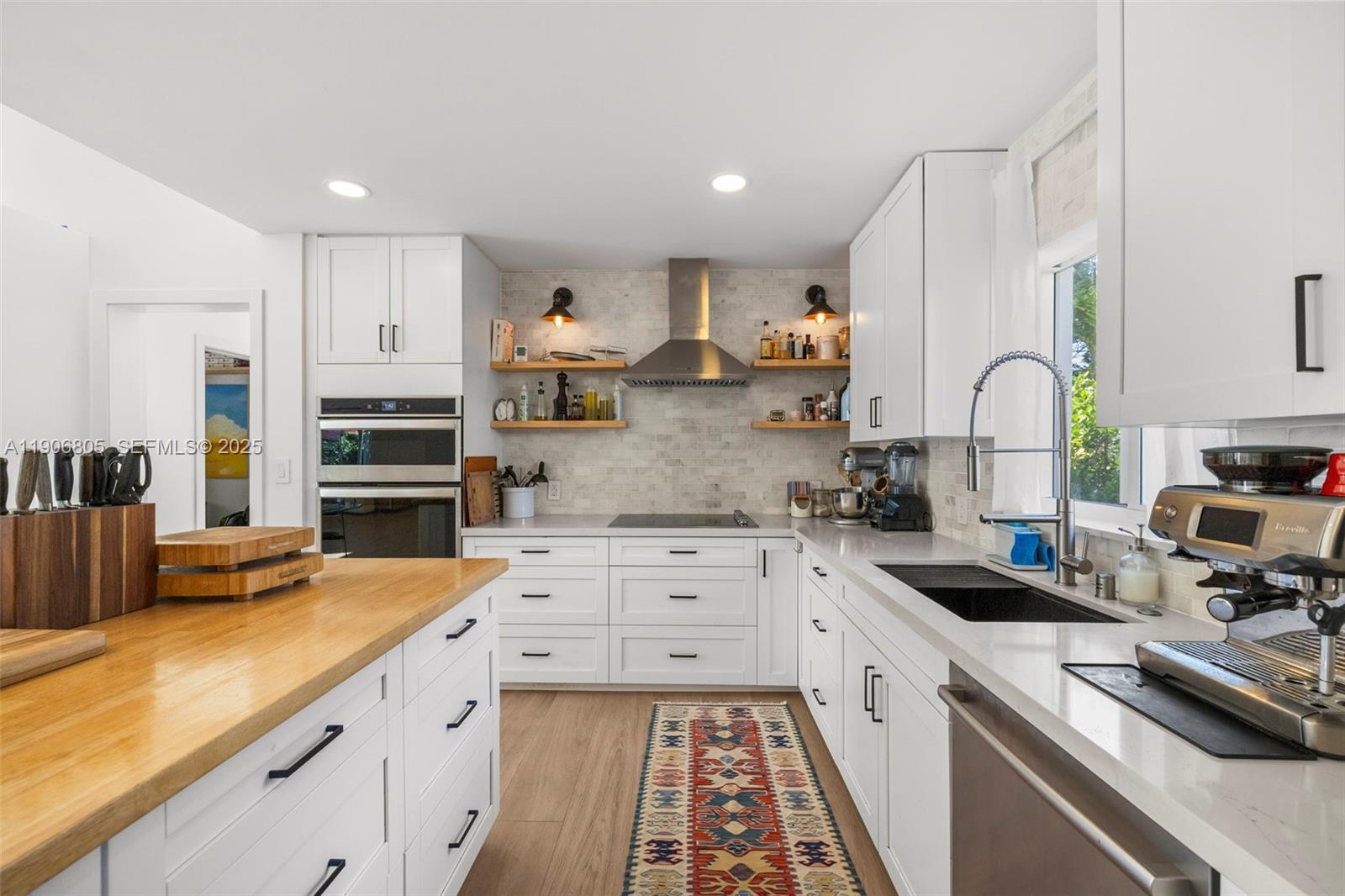 11370 Northeast 8th Avenue Biscayne Park, FL 33161 - Photo 13 of 48