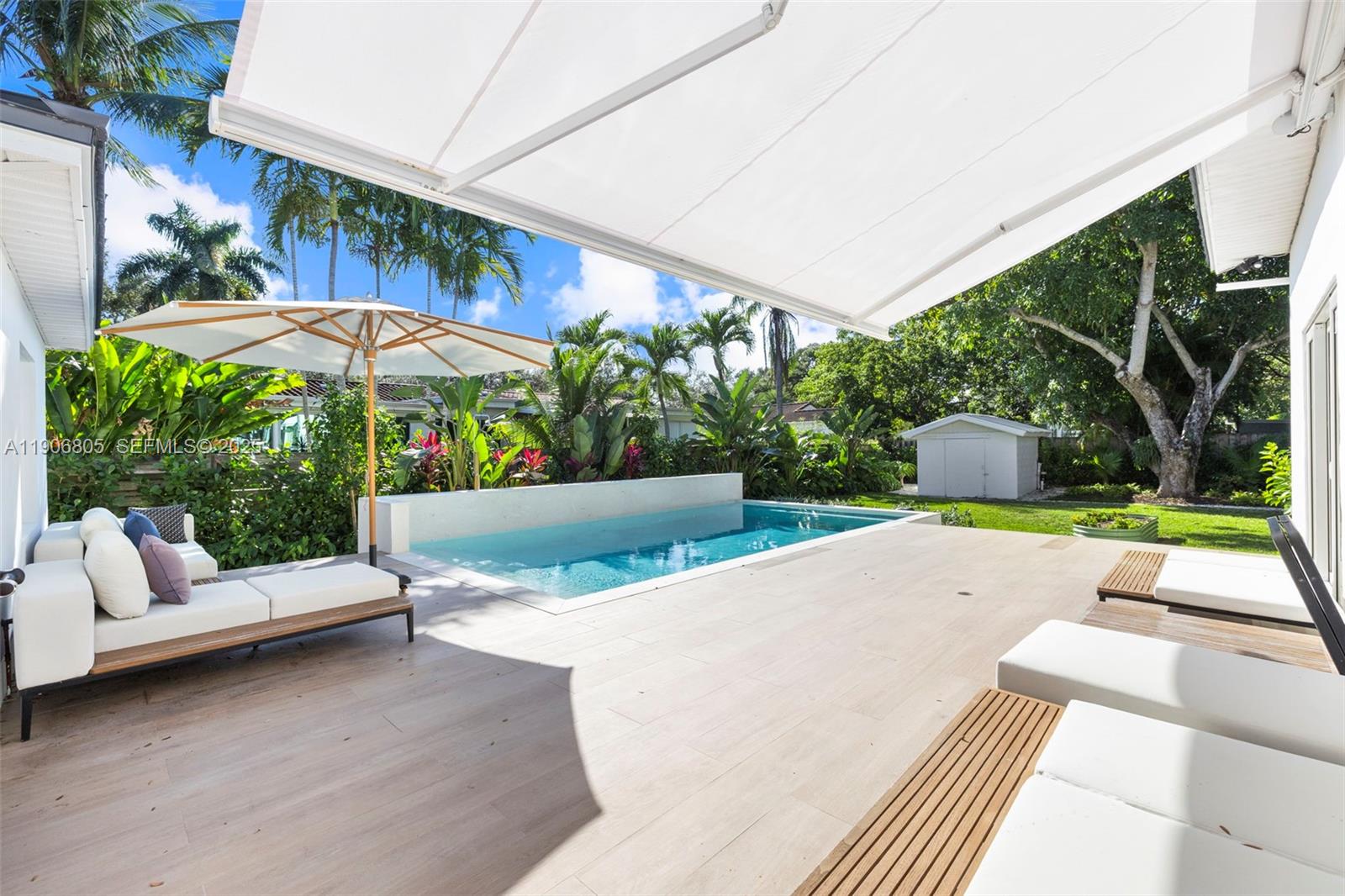 11370 Northeast 8th Avenue Biscayne Park, FL 33161 - Photo 3 of 48