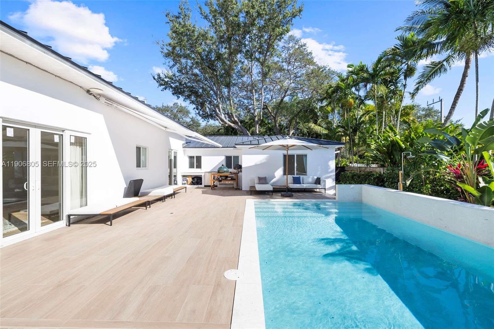 11370 Northeast 8th Avenue Biscayne Park, FL 33161 - Photo 34 of 48