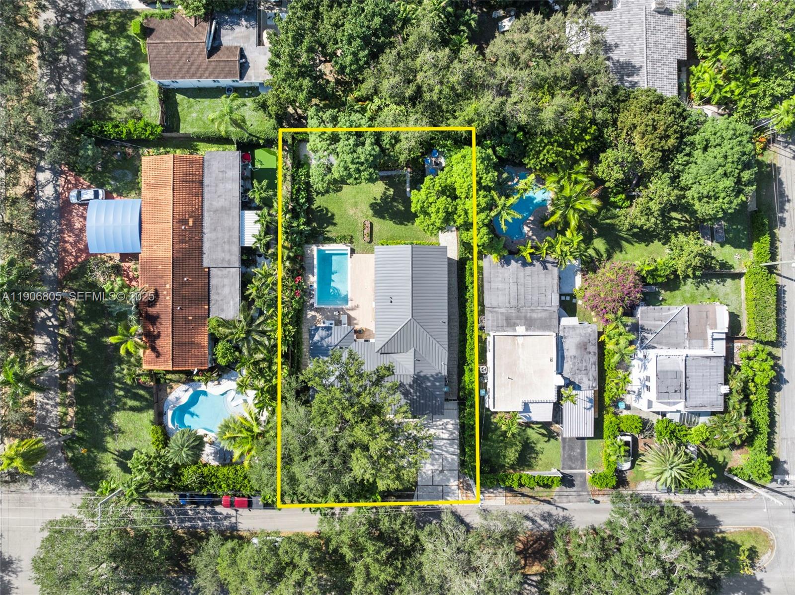 11370 Northeast 8th Avenue Biscayne Park, FL 33161 - Photo 43 of 48