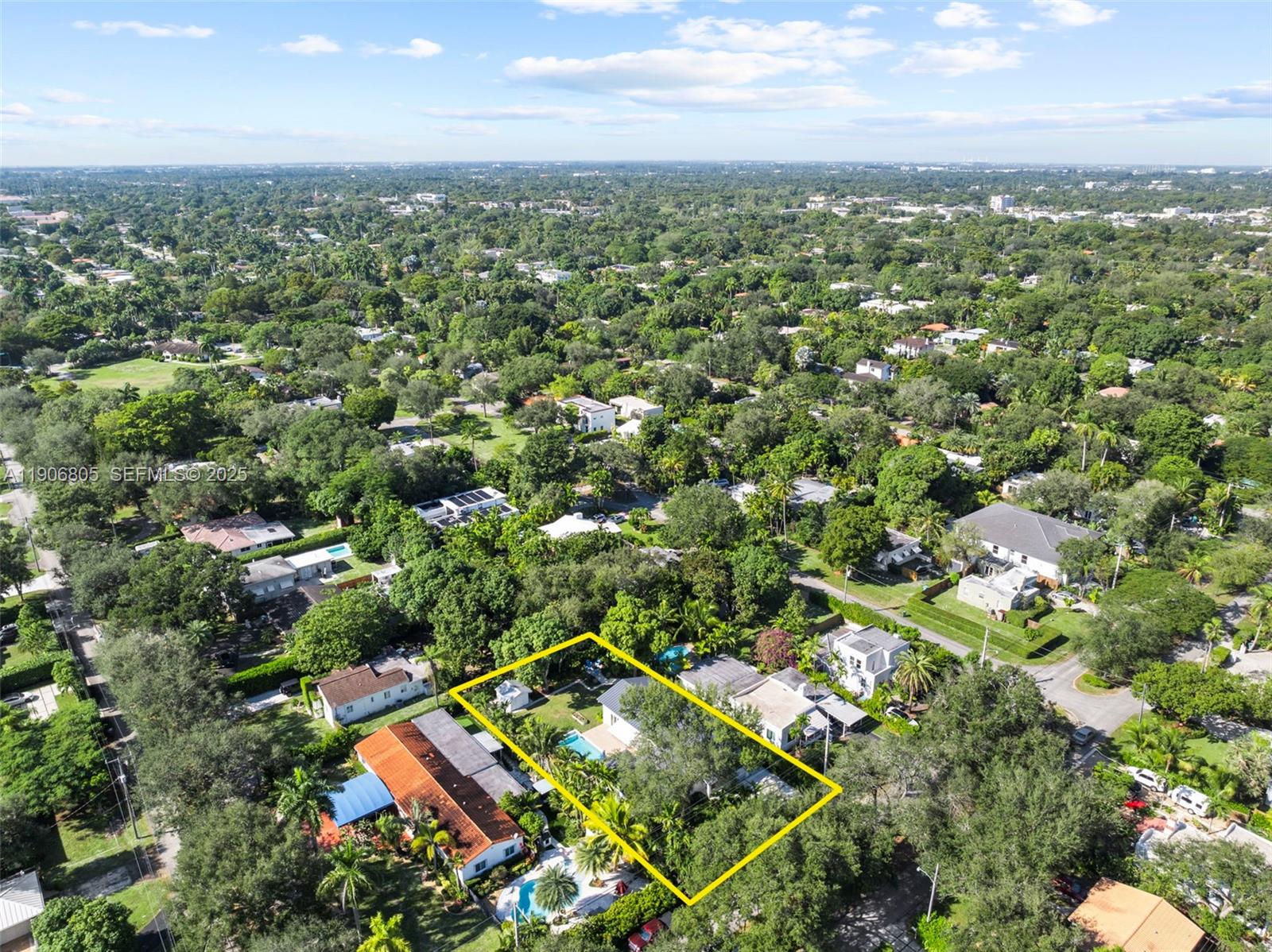 11370 Northeast 8th Avenue Biscayne Park, FL 33161 - Photo 46 of 48