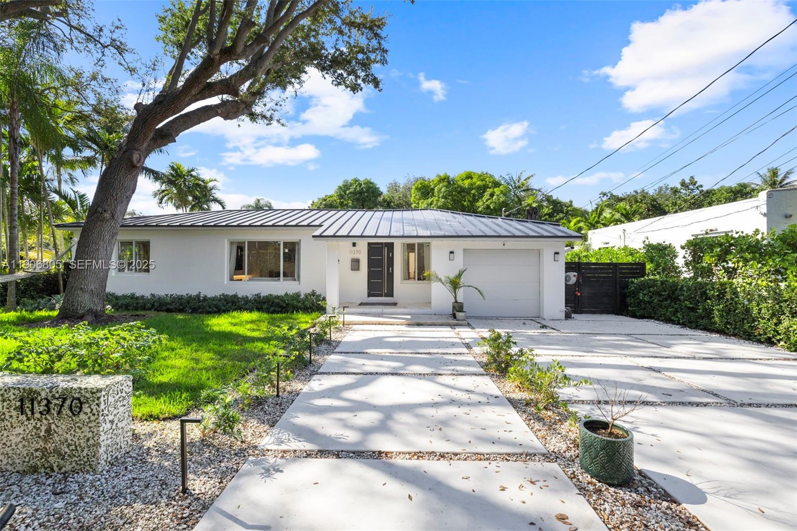 11370 Northeast 8th Avenue Biscayne Park, FL 33161 - Photo 6 of 48