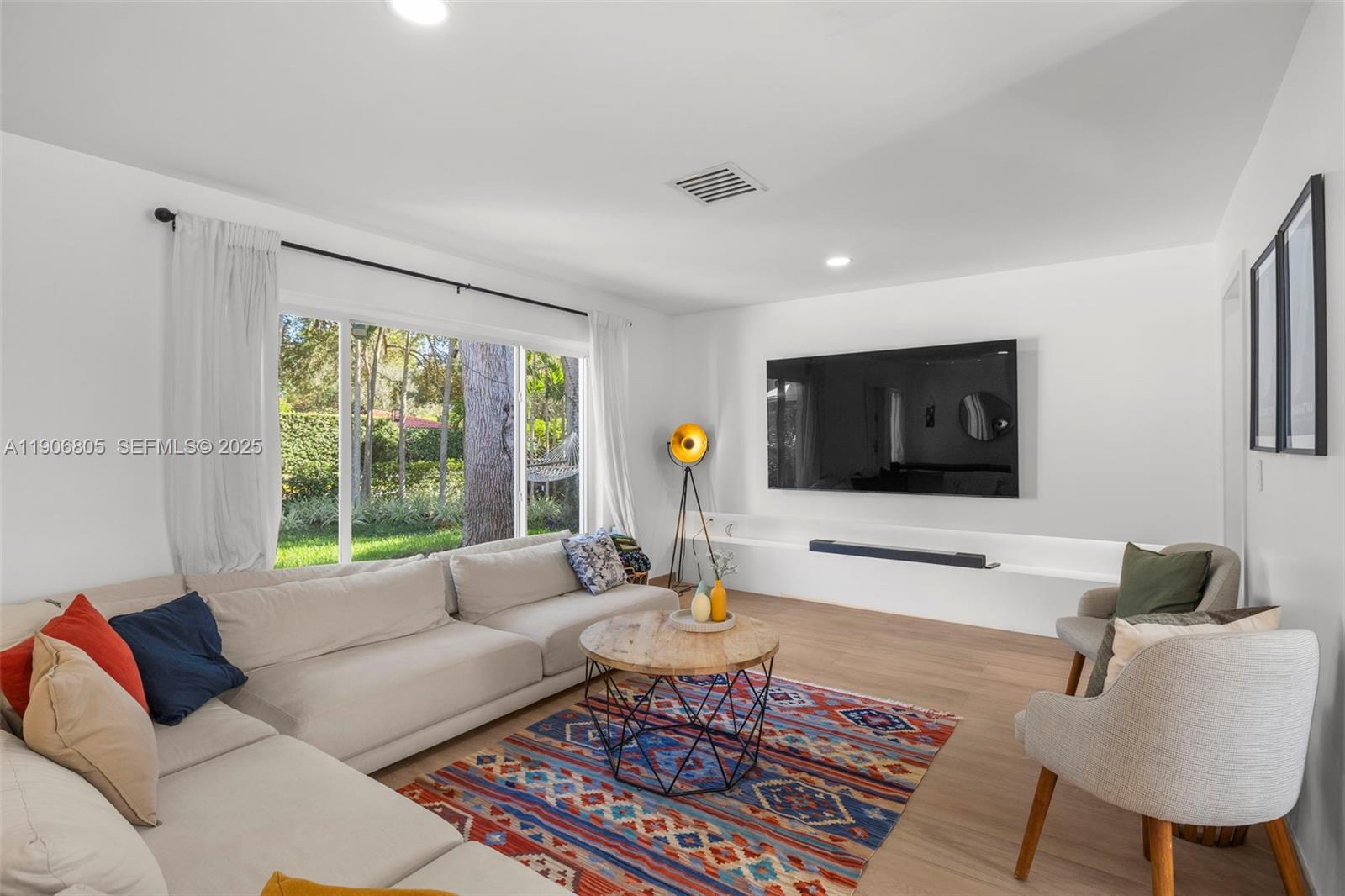 11370 Northeast 8th Avenue Biscayne Park, FL 33161 - Photo 10 of 48