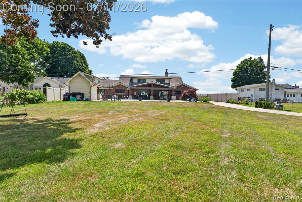 23750 East River Road Grosse Ile, MI 48138 - Photo 32 of 54 33-Metro Shores Media_033.jpg