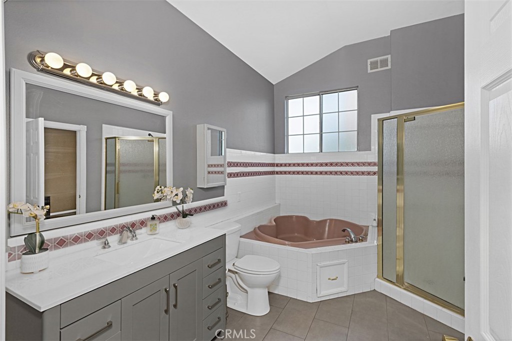6008 Village Road Lakewood, CA 90713 - Photo 23 of 28 Primary Bathroom