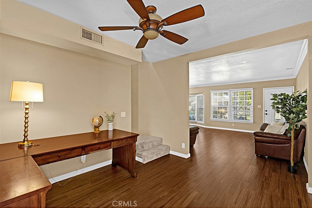 6008 Village Road Lakewood, CA 90713 - Photo 7 of 28 Family Room