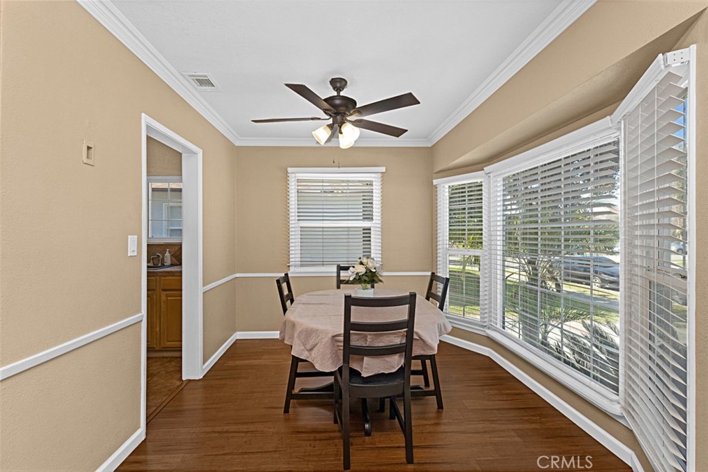 6008 Village Road Lakewood, CA 90713 - Photo 9 of 28 Dining Room