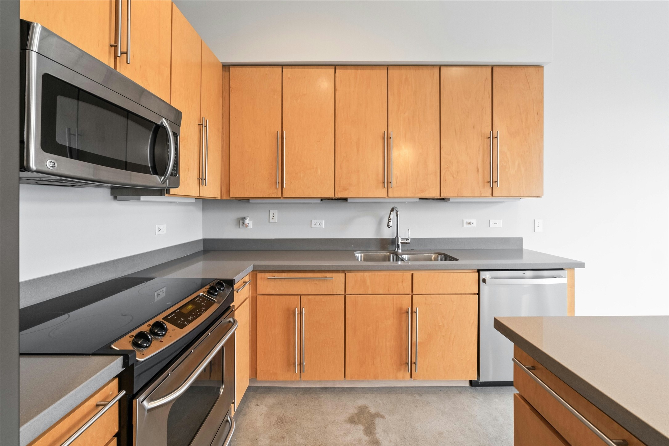 507 Sabine Street, Unit 403 Austin, TX 78701 - Photo 9 of 22