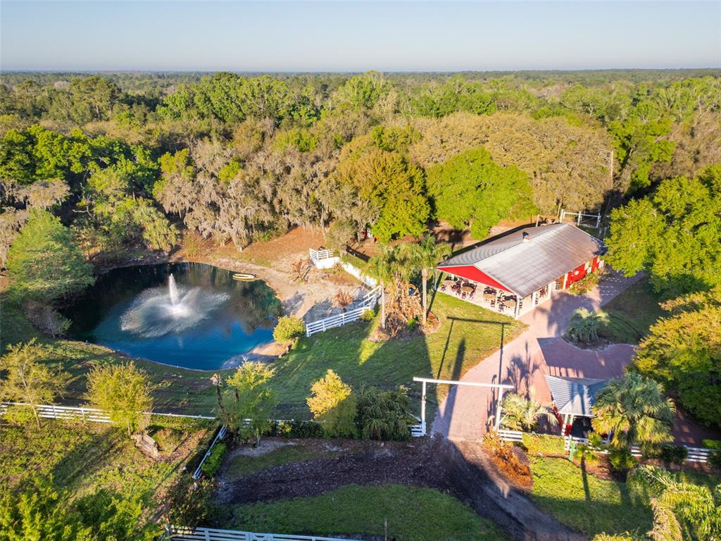 280 Campbell Ranch Run Geneva, FL 32732 - Photo 4 of 83