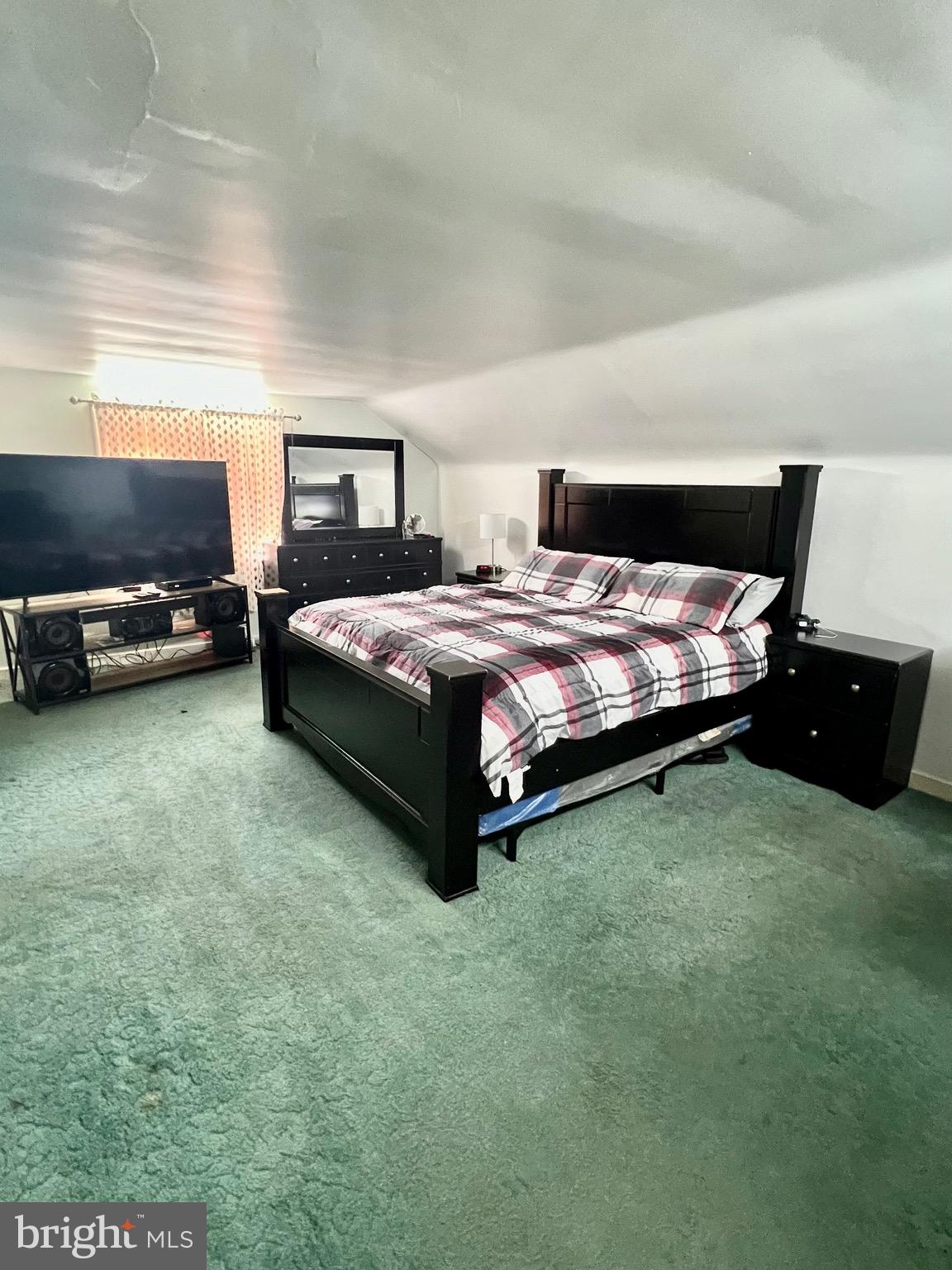 811 North 25th Street Reading, PA 19606 - Photo 22 of 28