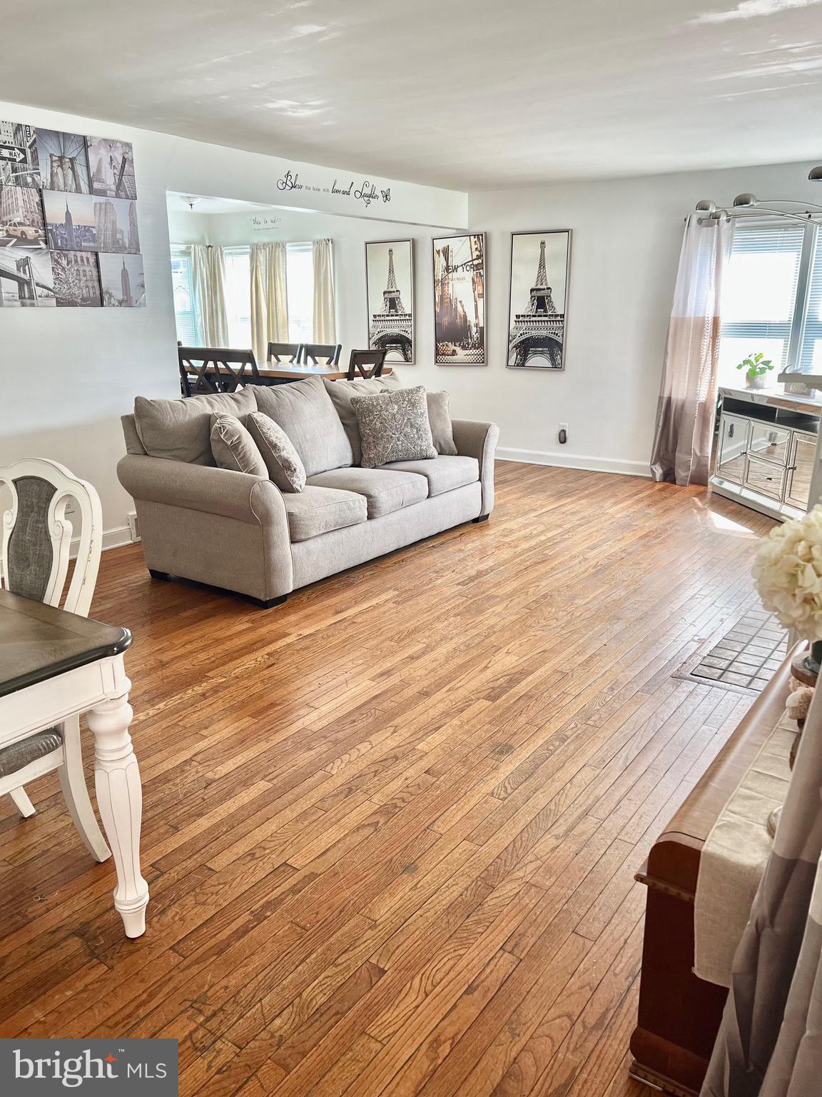 811 North 25th Street Reading, PA 19606 - Photo 4 of 28