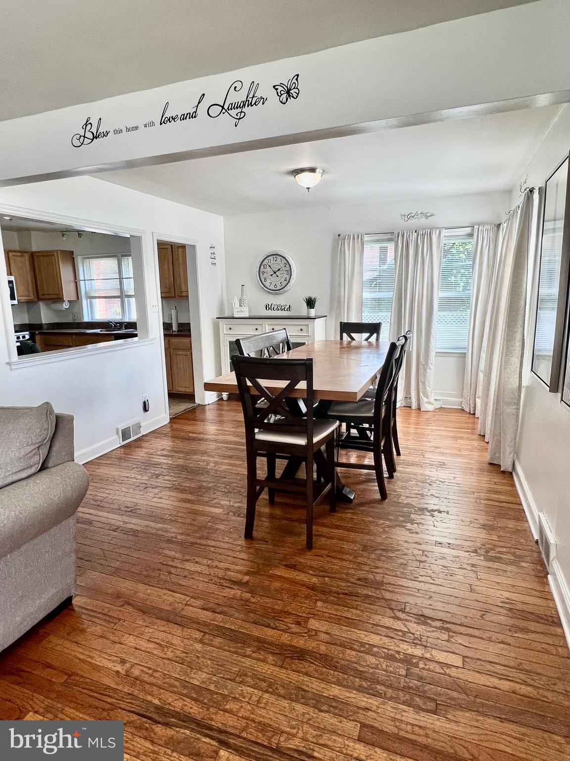 811 North 25th Street Reading, PA 19606 - Photo 9 of 28