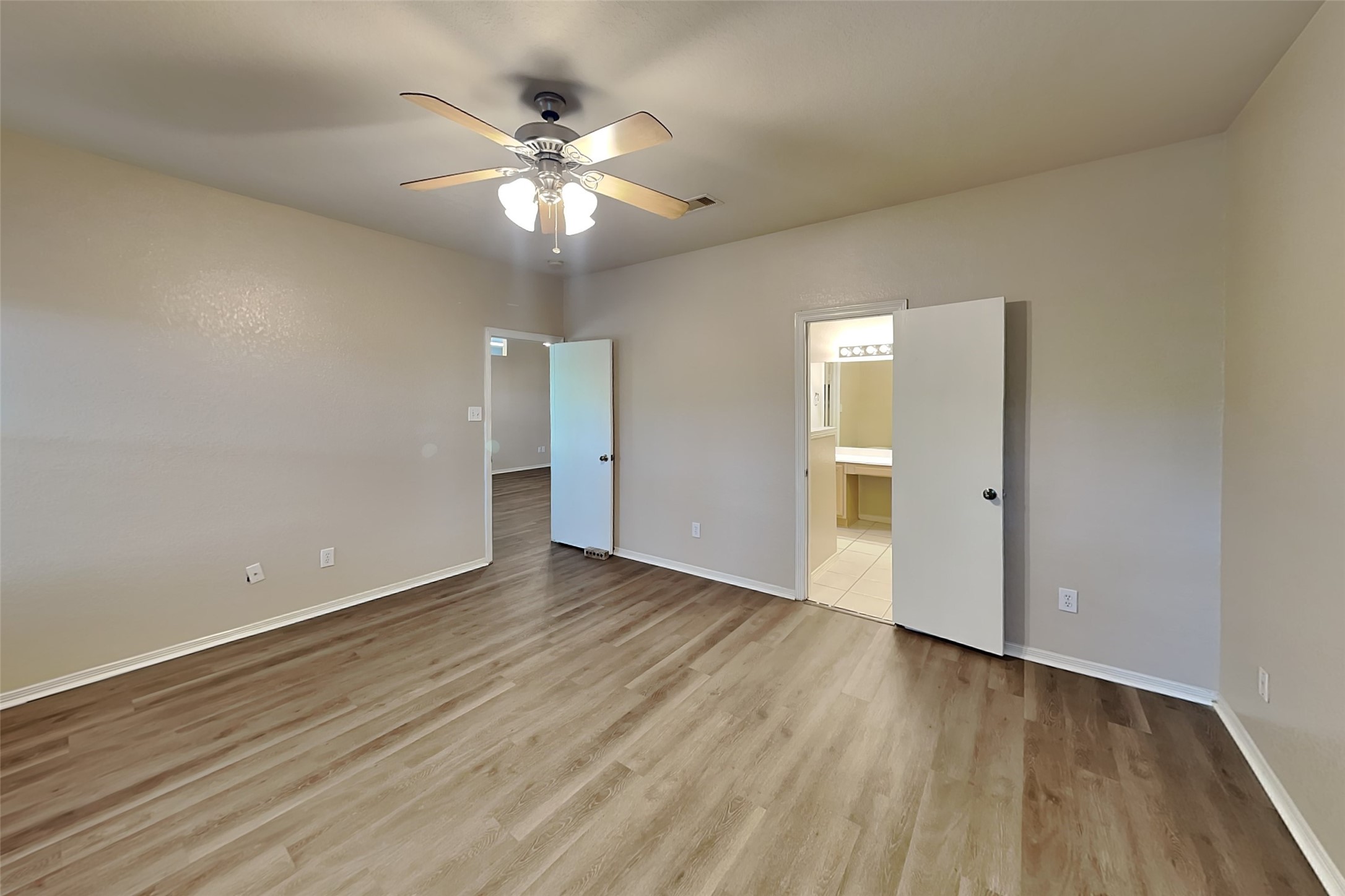 285 Mesa View Conroe, TX 77316 - Photo 15 of 16