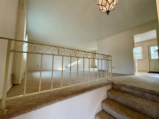 $2,350 | 328 Chestnut Lane, Vestal, NY 13850