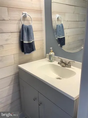 $525,000 | 124 Chandlers Glen Drive, Bunker Hill, WV 25413