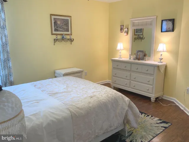 $525,000 | 124 Chandlers Glen Drive, Bunker Hill, WV 25413