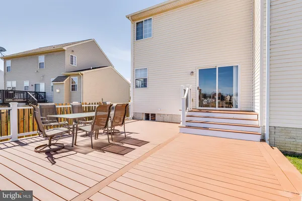 $525,000 | 124 Chandlers Glen Drive, Bunker Hill, WV 25413