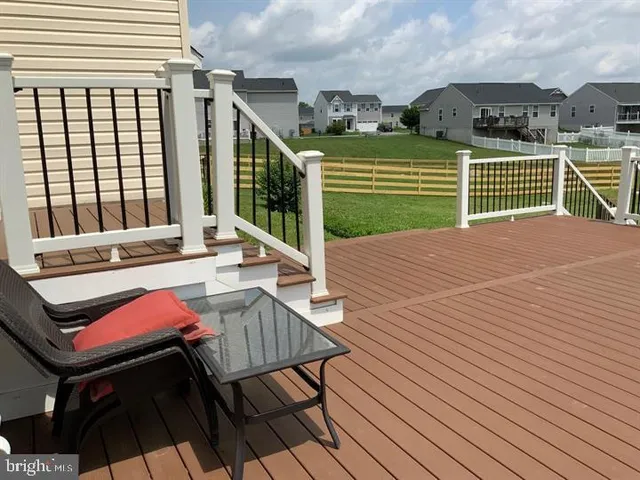 $525,000 | 124 Chandlers Glen Drive, Bunker Hill, WV 25413