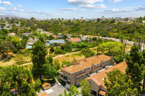 $875,000 | 7768 Caminito Monarca, Unit 102, Carlsbad, CA 92009
