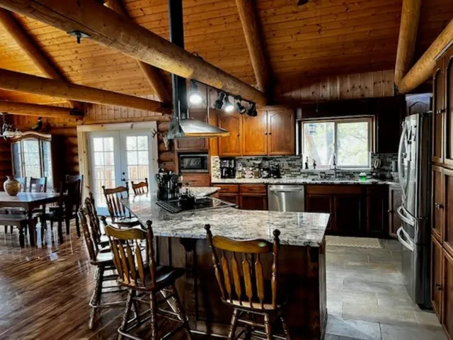 $799,900 | 13606 Jeep Trail, Redding, CA 96003