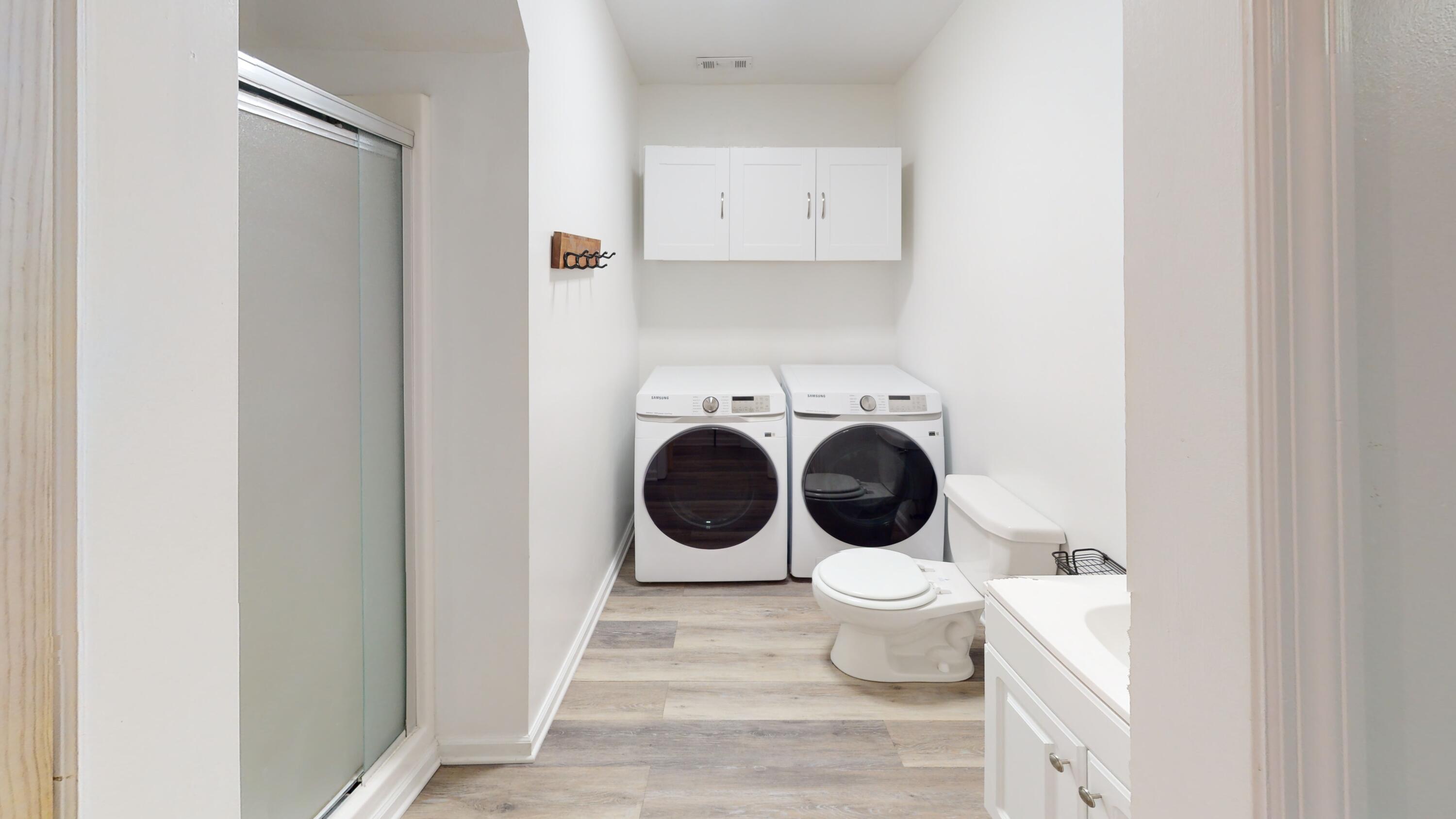 974 Grassy Branch Road Dayton, TN 37321 - Photo 19 of 38 17- Laundry_Bathroom