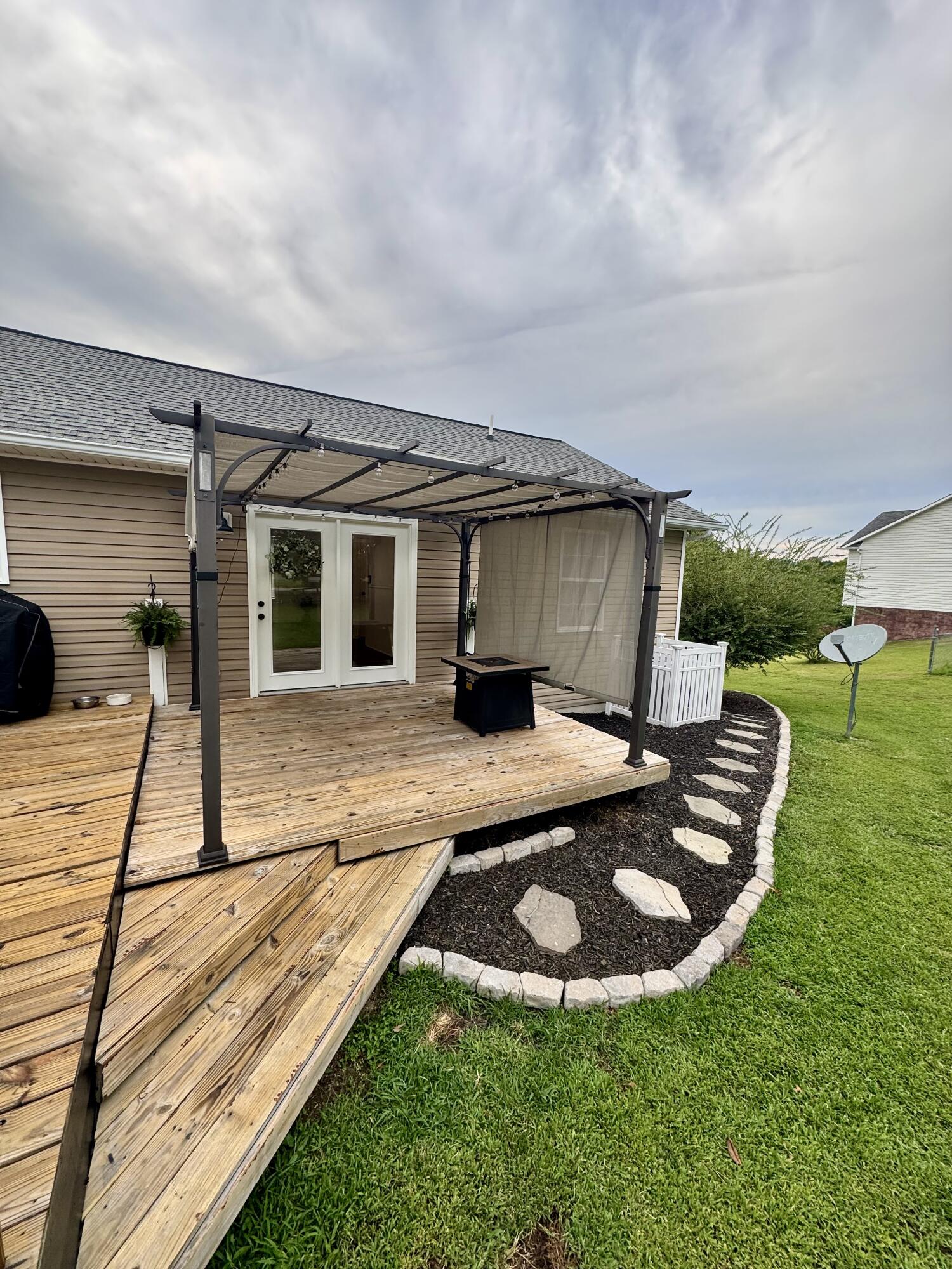 974 Grassy Branch Road Dayton, TN 37321 - Photo 23 of 38 21- Deck 1.5