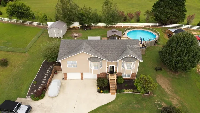 $375,000 | 974 Grassy Branch Road, Dayton, TN 37321