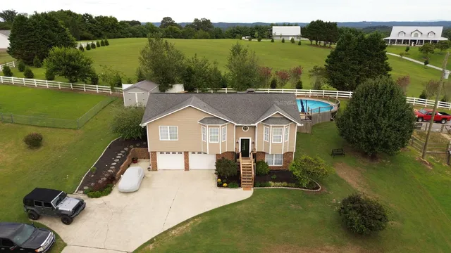 $375,000 | 974 Grassy Branch Road, Dayton, TN 37321
