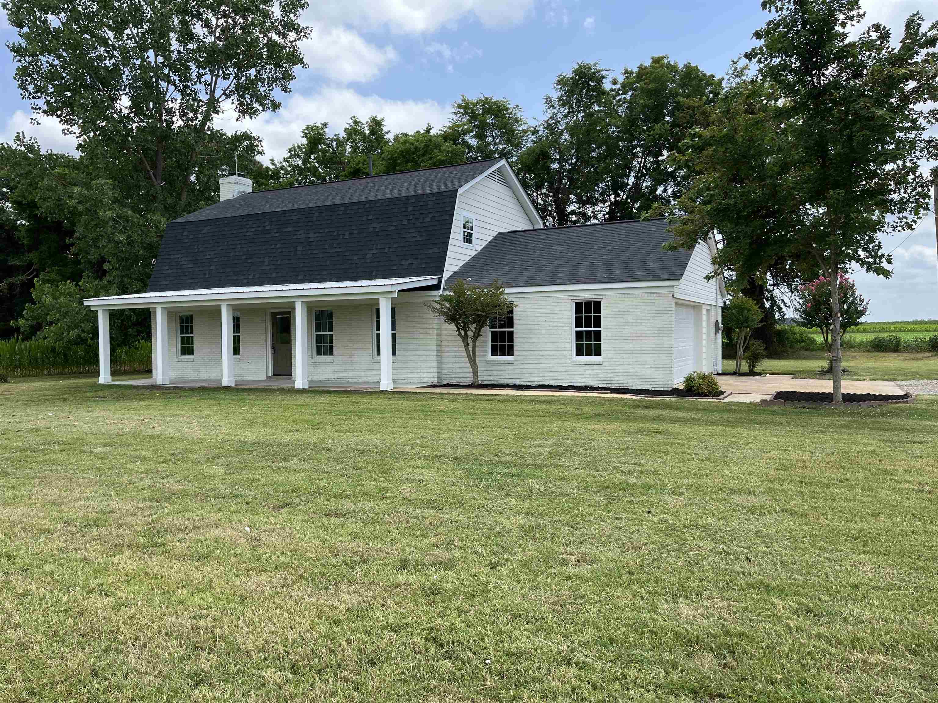 1201 Robert Johnson Road Covington, TN 38019 - Photo 2 of 24 Gallery Image 2