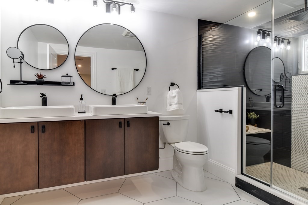 11 Polk Road Winchester, MA 01890 - Photo 18 of 29 Gallery Image 18