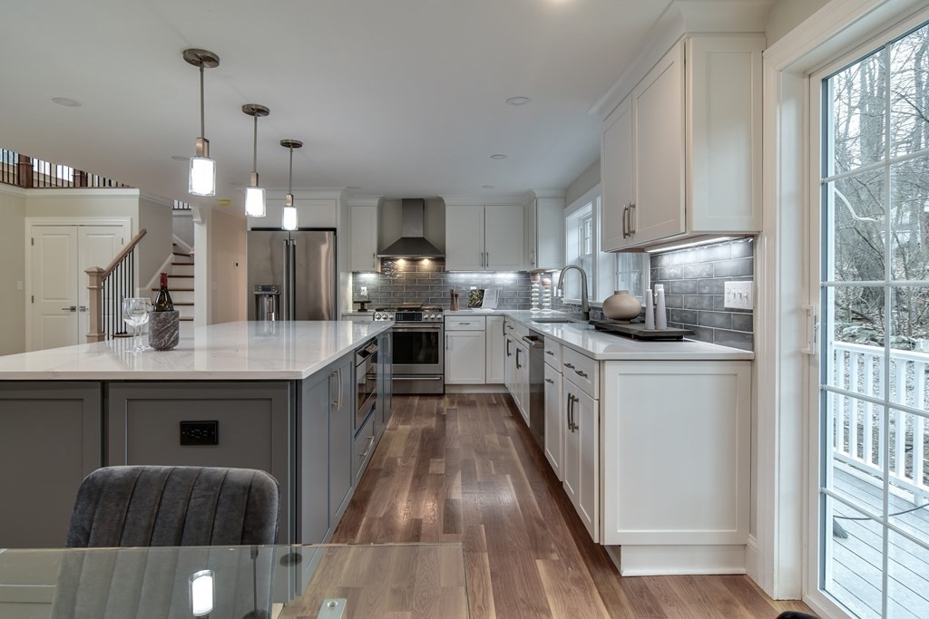 11 Polk Road Winchester, MA 01890 - Photo 3 of 29 Gallery Image 3