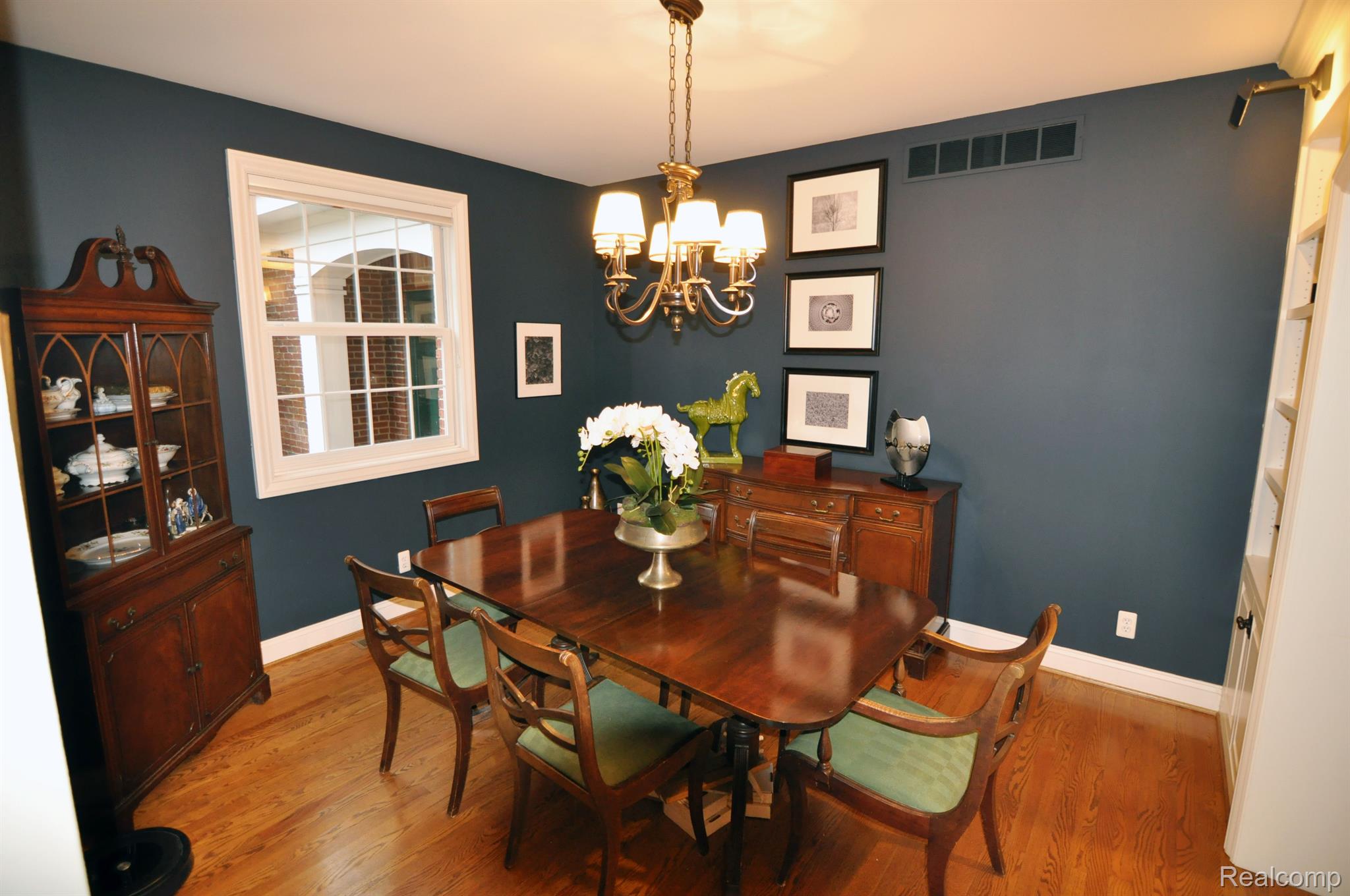 18870 Riverside Drive Franklin, MI 48025 - Photo 12 of 44 Gallery Image 12