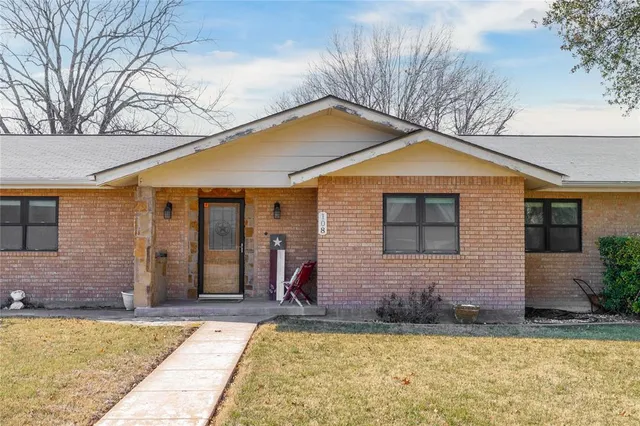 $325,000 | 108 South Harkey Street, San Saba, TX 76877