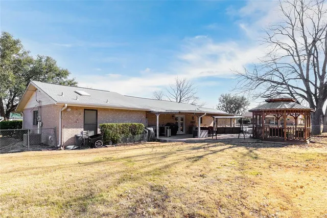 $325,000 | 108 South Harkey Street, San Saba, TX 76877